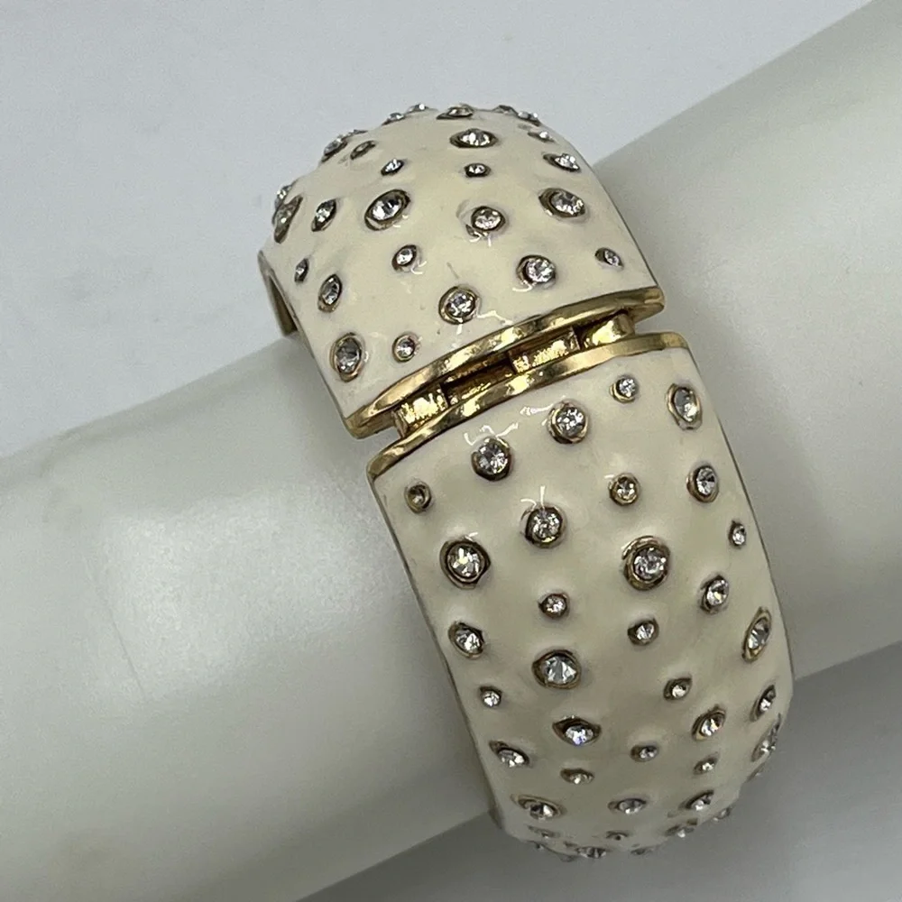 Banana Republic Cream Enamel Crystal Gold Hinge Women's Bangle‎
